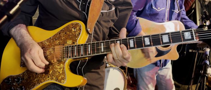 PLOUGH.00_00_44_26.Still003